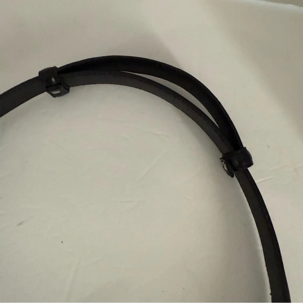Van Heusen Black Belt with Silver Ring Detail Women’s Size M/L